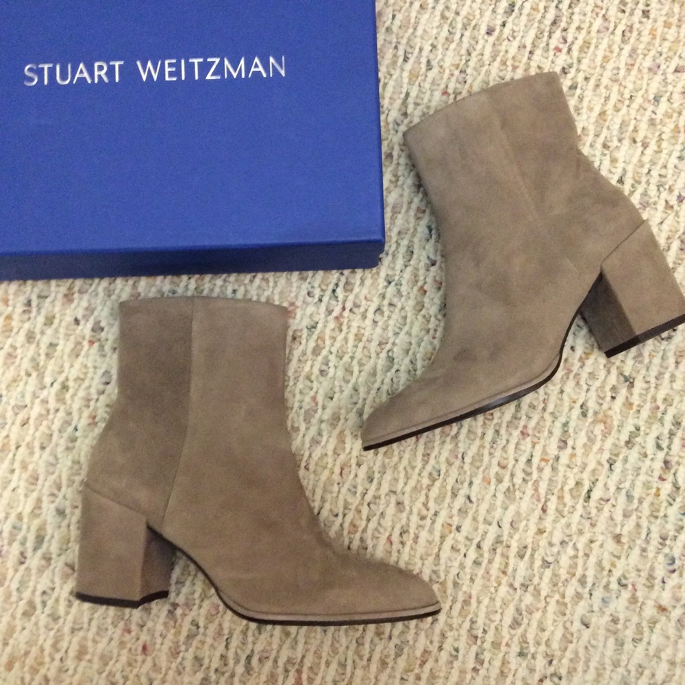 🆕 STUART WEITZMAN gray taupe suede ankle boots